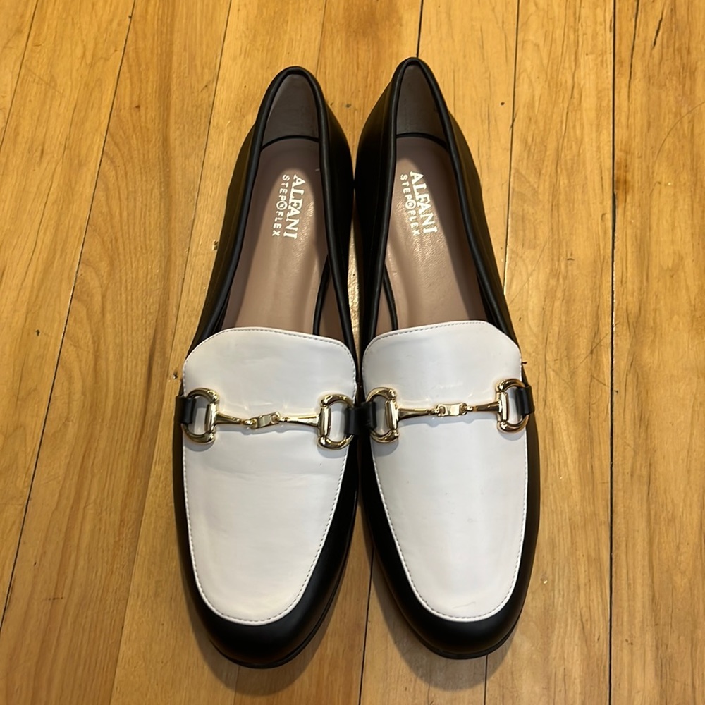 ALFANI Gayle Loafers